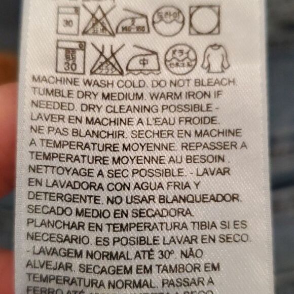 Light wash Levi's cropped jeans size 29 - Picture 5 of 12